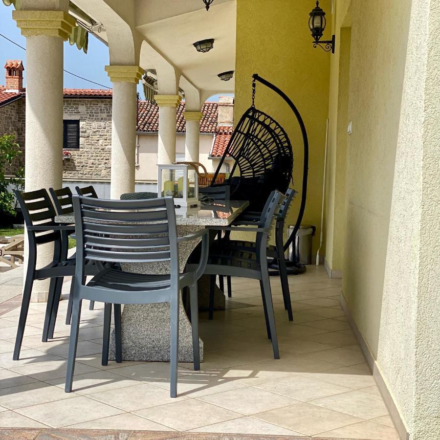 Apartment Komljenovic Pula Zewnętrze zdjęcie