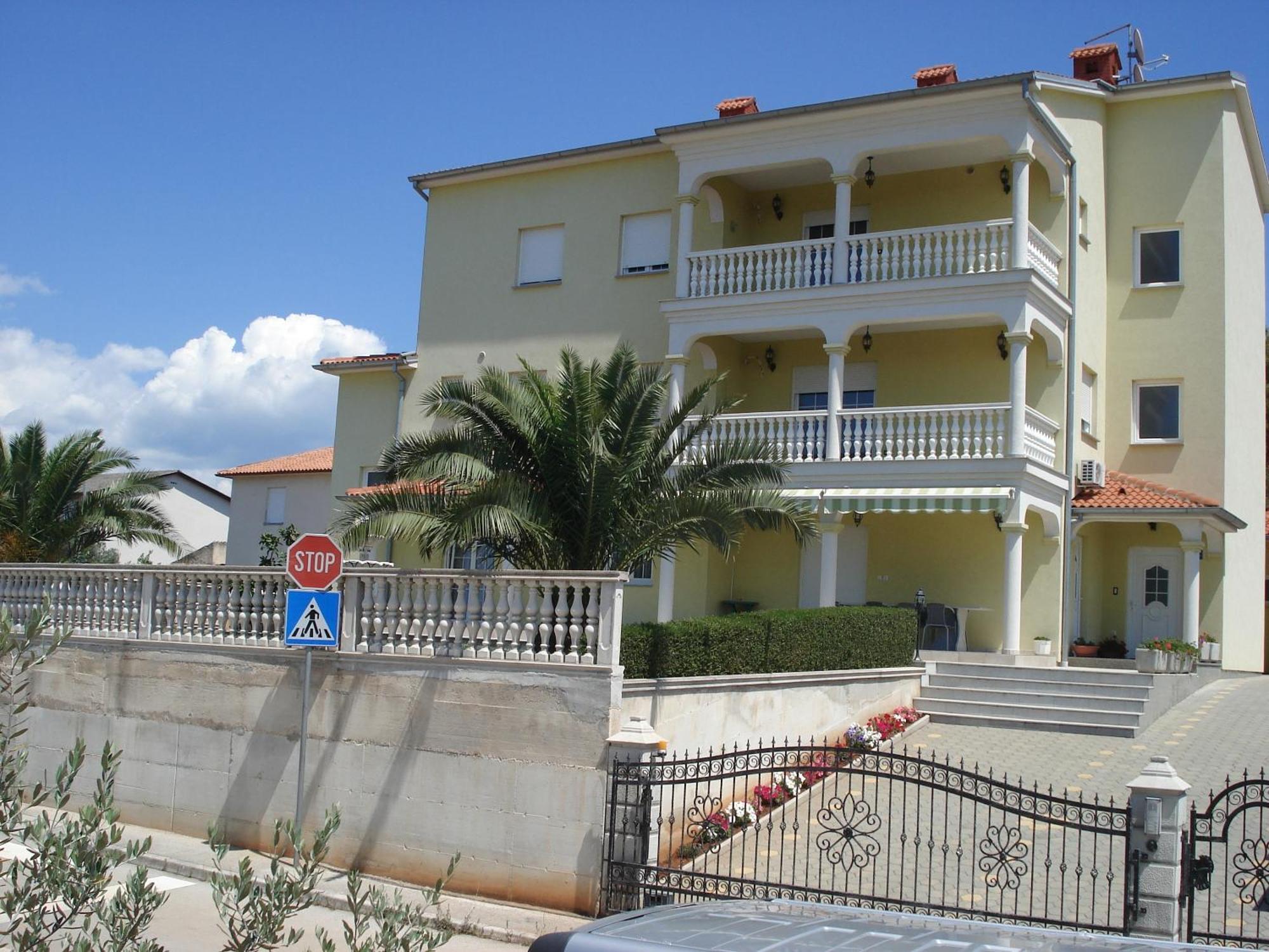 Apartment Komljenovic Pula Zewnętrze zdjęcie