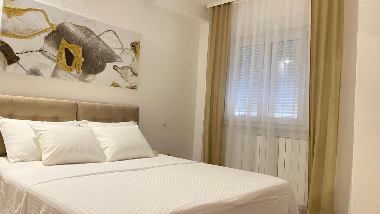 Apartment Komljenovic Pula Zewnętrze zdjęcie