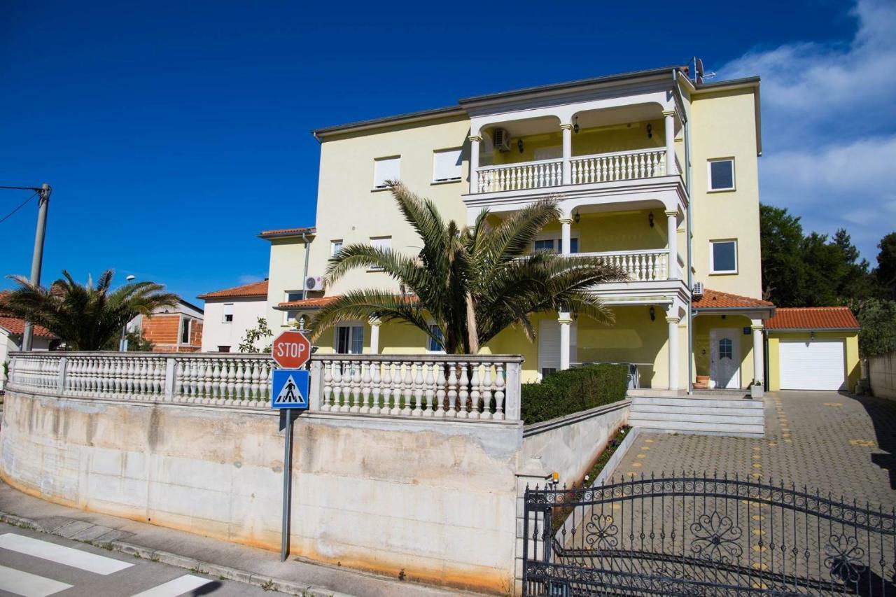 Apartment Komljenovic Pula Zewnętrze zdjęcie