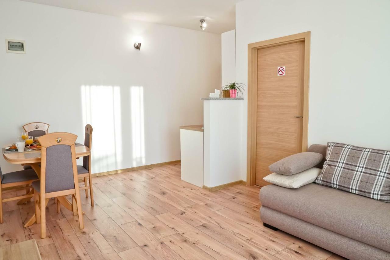 Apartment Komljenovic Pula Zewnętrze zdjęcie
