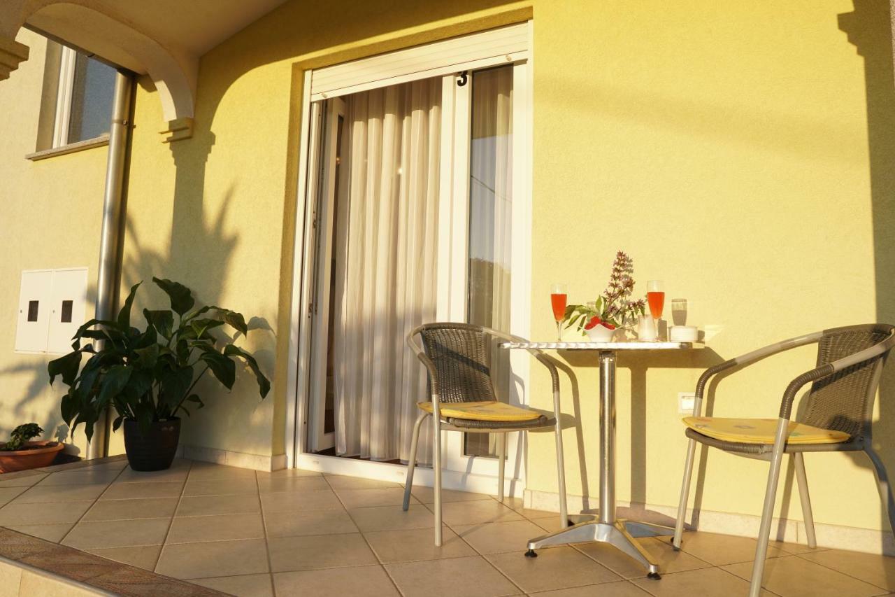 Apartment Komljenovic Pula Zewnętrze zdjęcie